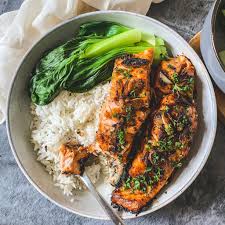 Garlic Butter Salmon w/Rice